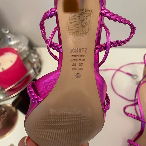 Brand new stilettos 👠 - Picture 4 of 9